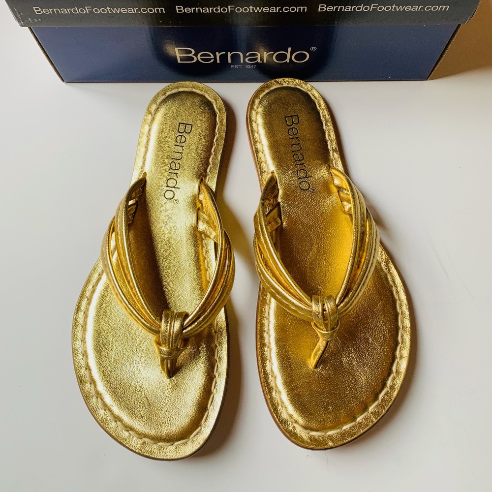 Bernardo Miami Sandals, Gold, Size 8